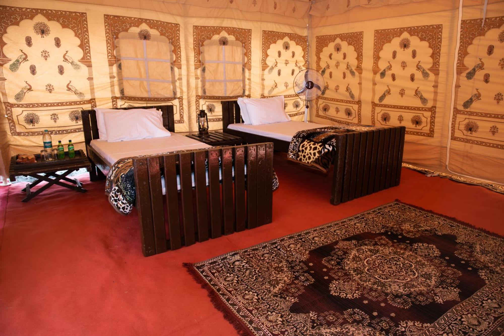 Shivika Lake Hotel Ranakpur Sādri Esterno foto